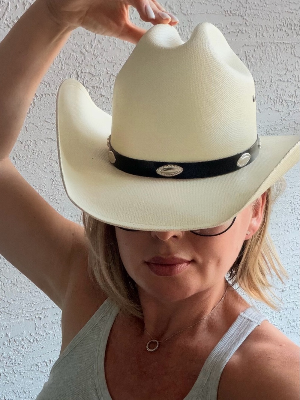 Western Express White Straw Cowboy Hat S/M Black Band Silver Conchos